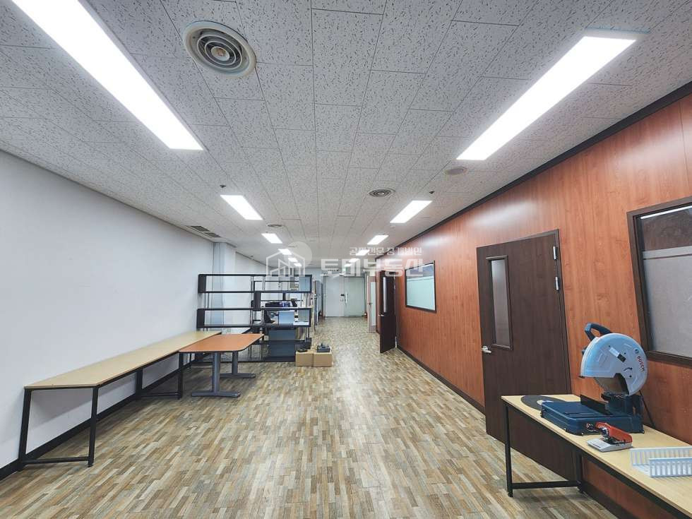 경기 김포시 양촌읍 학운리 가동 시스템냉.난방 설치. 전용41평 . 사무실,쇼핑몰,기업연구소,단순조립공장 매매 매물번호 13157 사진 2