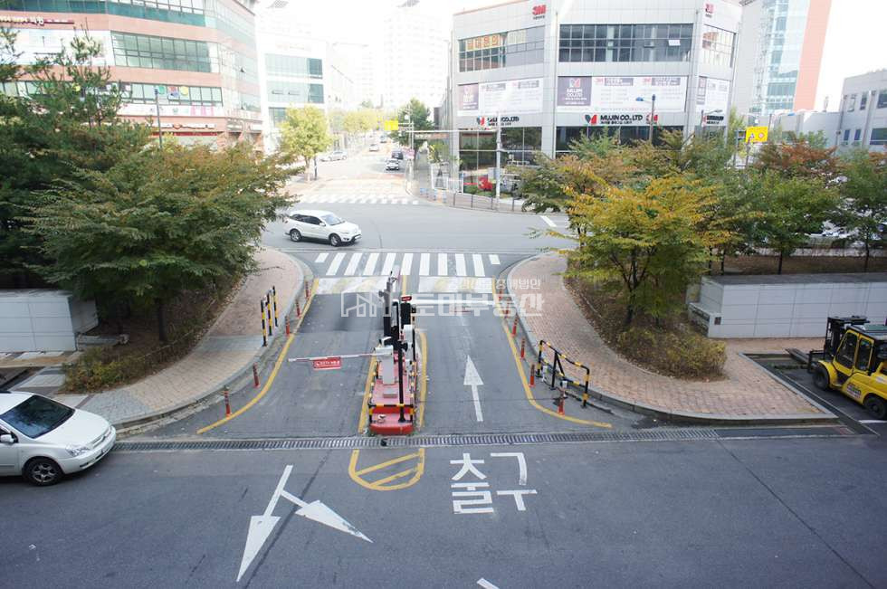 경기 김포시 양촌읍 학운리 나동 아파트형공장임대 전용52평. 보증금1000-100 월세 매물번호 13098 사진 5