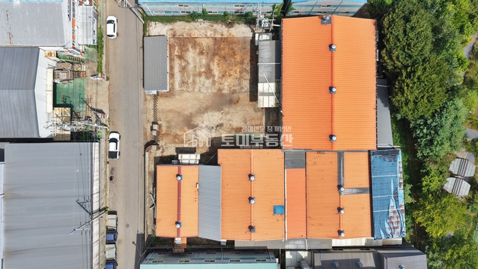 경기 김포시 양촌읍 학운리 가,나,다동 김포 학운리 공장 매매｜608평 대지·290KW 전력·2.8톤 호이스트, 24억원 매매 매물번호 13195 사진 1
