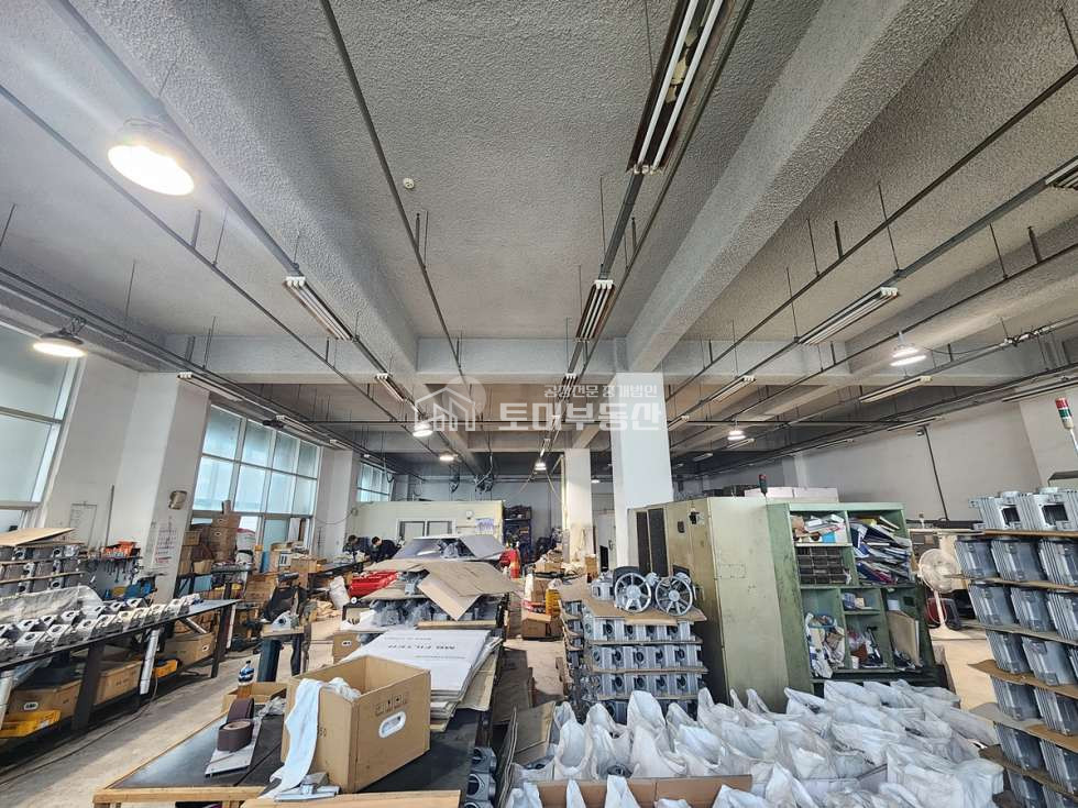 경기 김포시 양촌읍 학운리 나동 드라이브-인 . 전용120평 아파트형공장. 공장등록가능 매매 매물번호 11066 사진 1