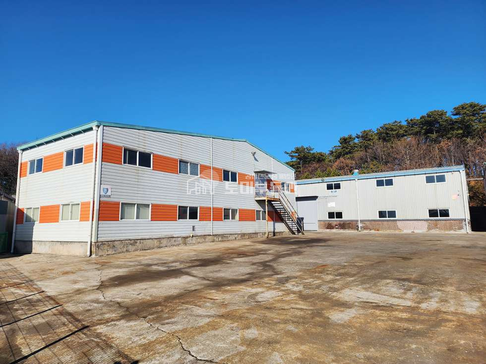 경기 김포시 대곶면 송마리 대지2400평, 건물685평. 동력200kw. 송마리 대형공장. 넓은마당. 츄레라가능 매매 매물번호 10371 사진 3
