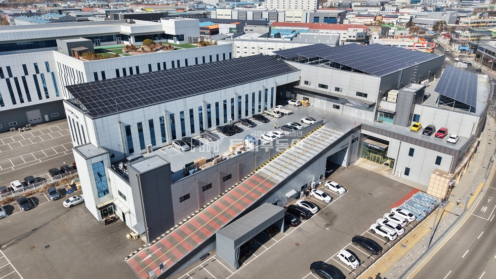 경기 김포시 양촌읍 학운리 1동 동력 300KW 호이스트 주차넓은 산업단지 기둥없는 공장임대 월세 매물번호 12007 사진 2