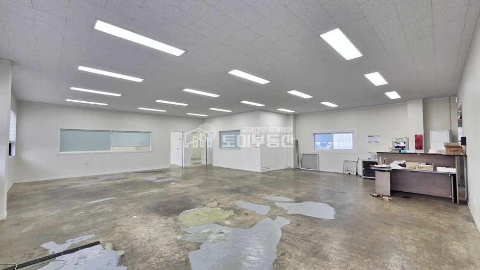 경기 김포시 대곶면 송마리 가,나동 김포 대곶면 송마리 초대형 창고 임대! 40FT 트레일러 접안·3단렉 1,200PLT 무료사용 가능 월세 매물번호 10830 사진 12
