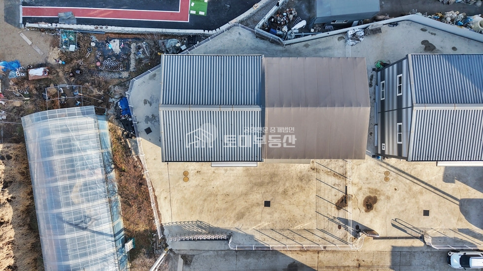 경기 김포시 대곶면 율생리 가동 대곶면 율생리 공장 매매 6.62억 │ 신축급 · 단독부지 · 도로확장 수혜 기대 매매 매물번호 12781 사진 4
