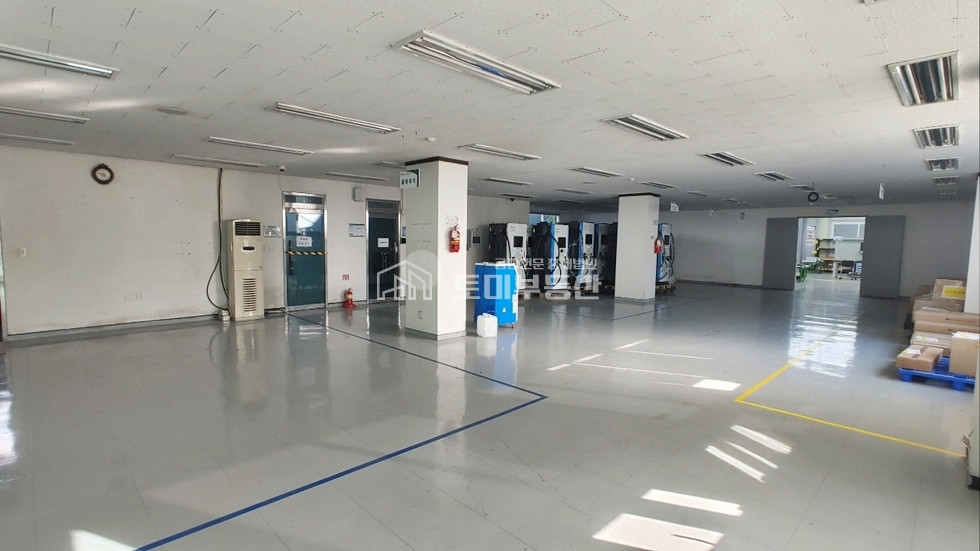 경기 김포시 양촌읍 학운리 나동 학운산업단지 공장 매매 900KW동력, 옥상 가설건축물 포함 대형공장매물 매매 매물번호 12628 사진 4