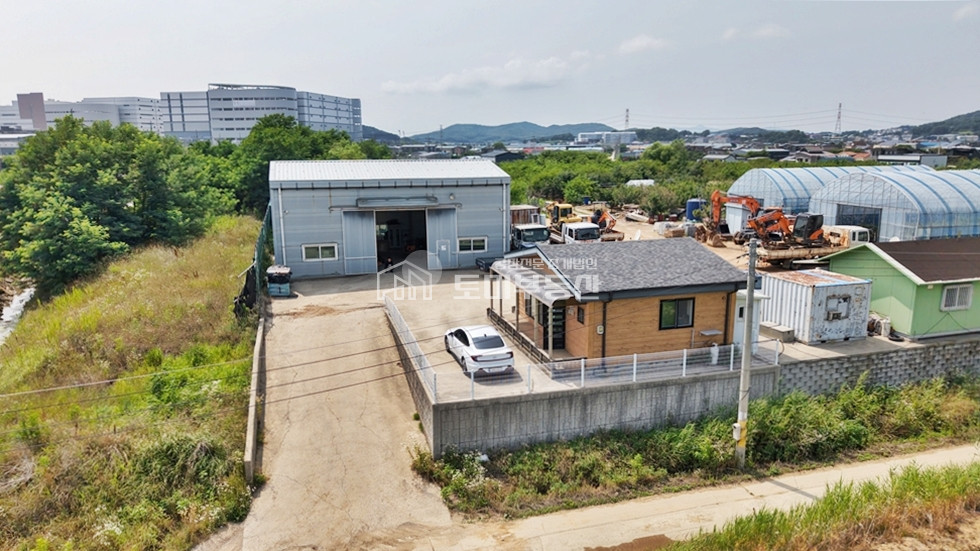 경기 김포시 양촌읍 학운리 가,나동 손볼곳없는 농가주택, 창고 모두 갖춘 개발압력높은 산업단지 인근 대형토지매매 매매 매물번호 13124 사진 1