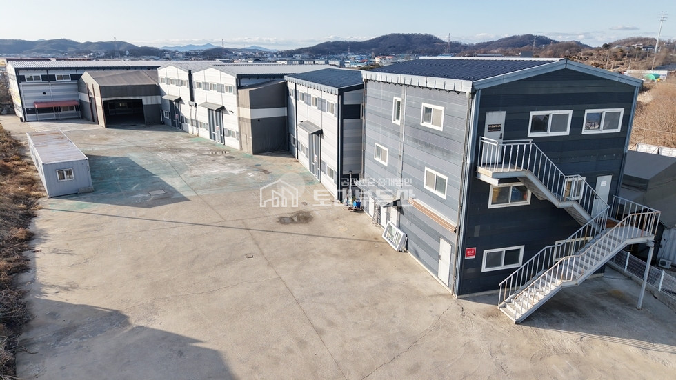 경기 김포시 양촌읍 학운리 가동 김포 학운산업단지 인근 단독부지 대형차량 진출입가능한 공장 및 가설천막 통임대 월세 매물번호 10140 사진 14