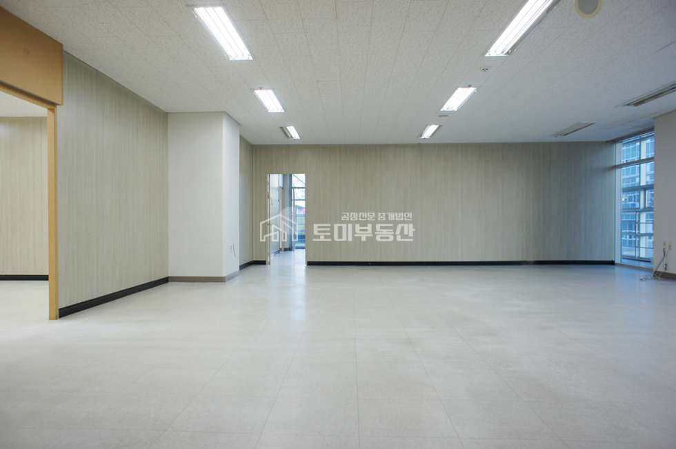 경기 김포시 양촌읍 학운리 가동 이젠지식산업센터 테크노존 매매 기업연구소 사무실 추천 전용87평 공장등록가능 매매 매물번호 10100 사진 3